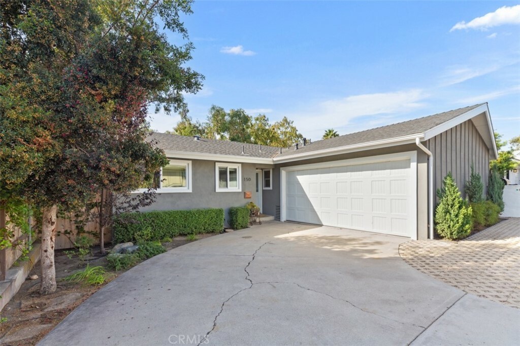 Property Photo:  150 Loma Lane  CA 92672 