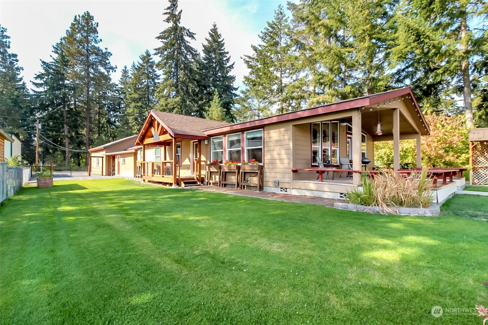 Property Photo:  351 Beaver Lane  WA 98922 