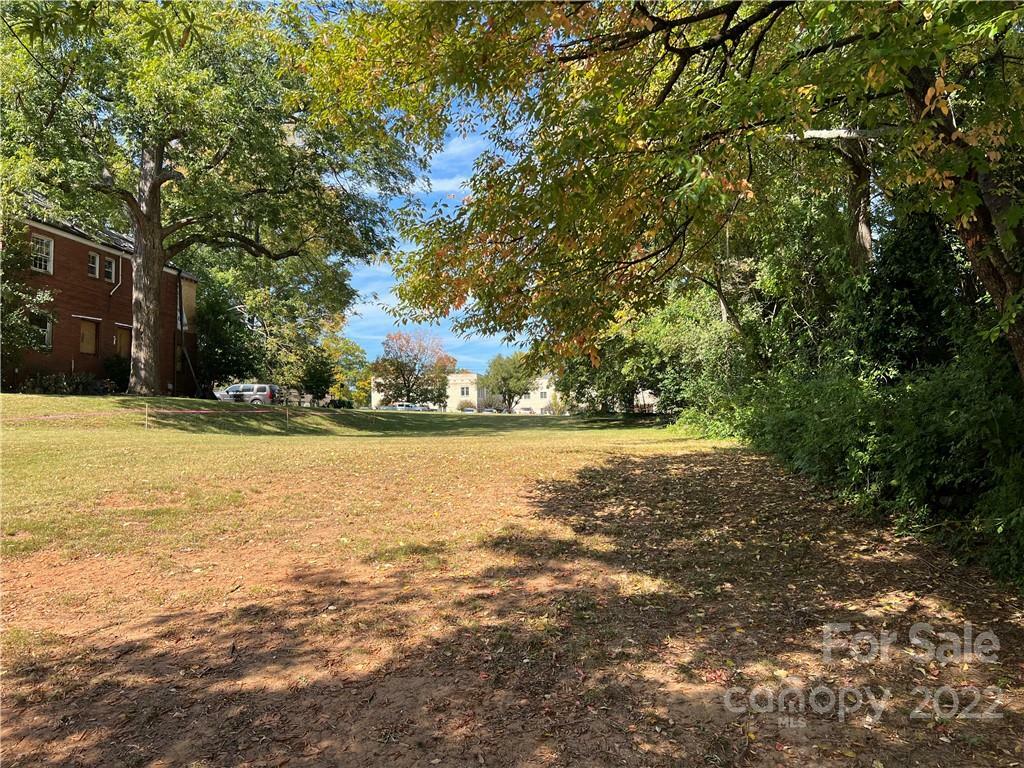 Property Photo: 304 W Front Street NC 28677