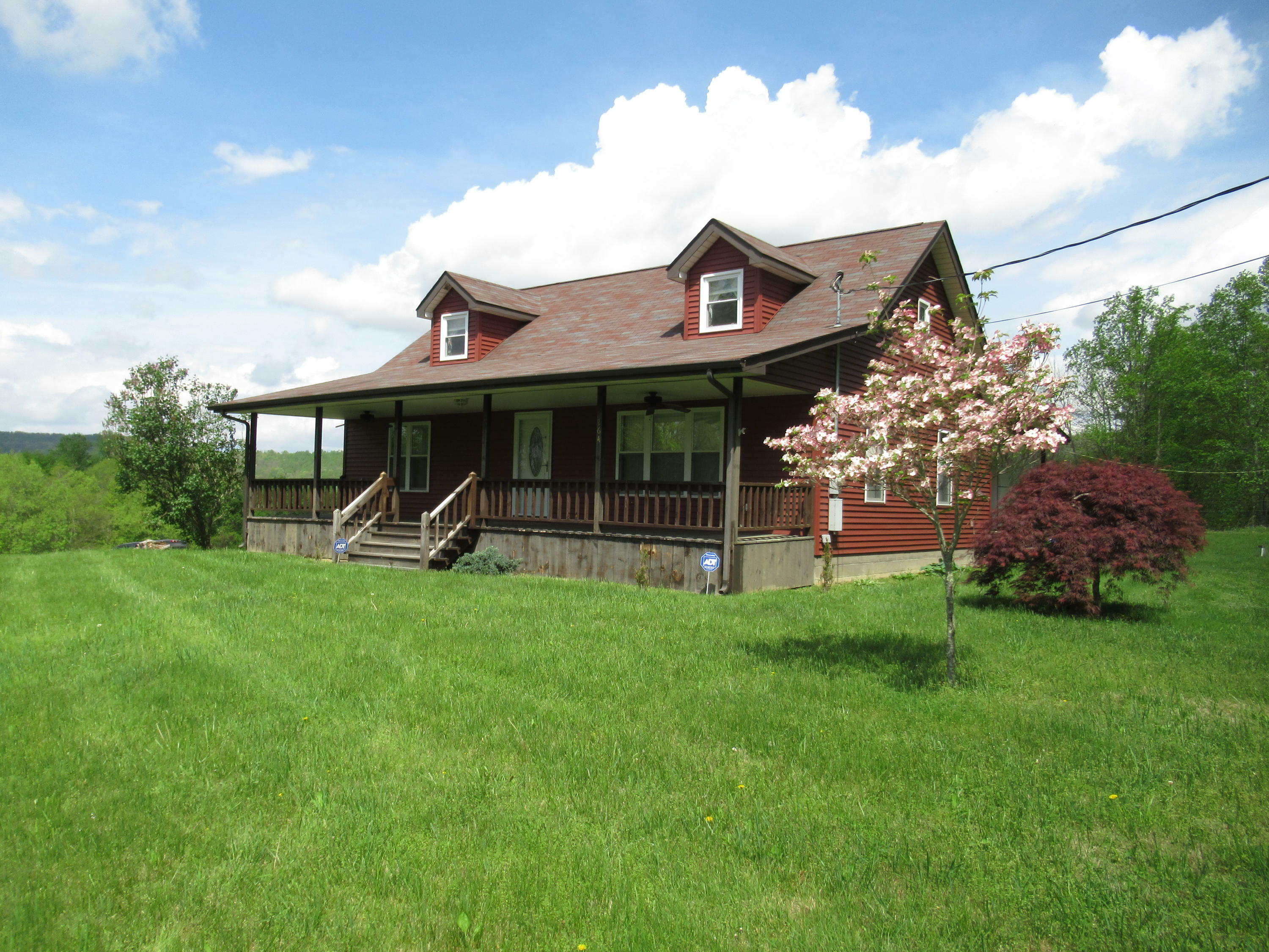 Property Photo: 264 Maverick Lane WV 25966