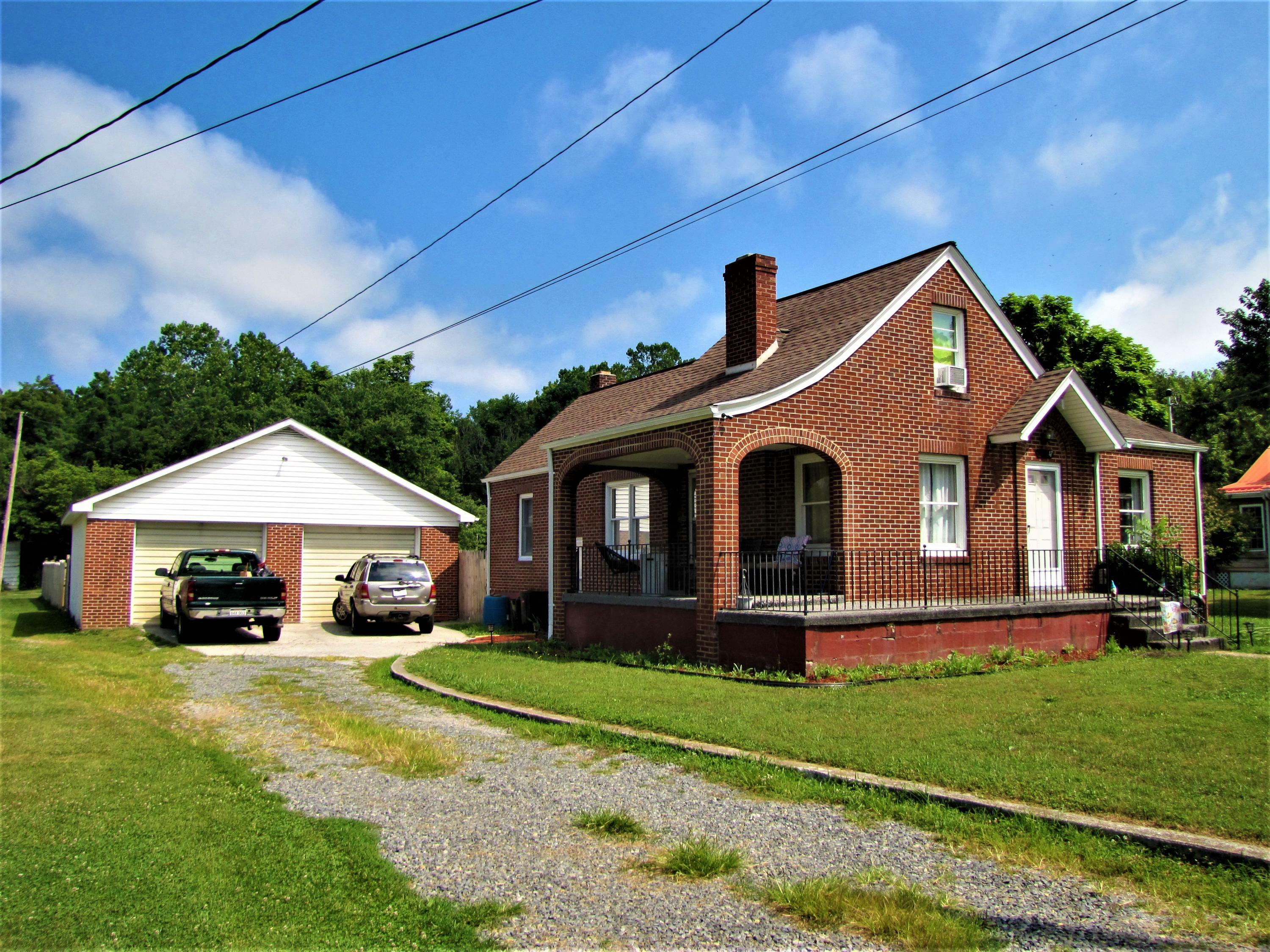 Property Photo:  47 Thomas St  WV 24963 