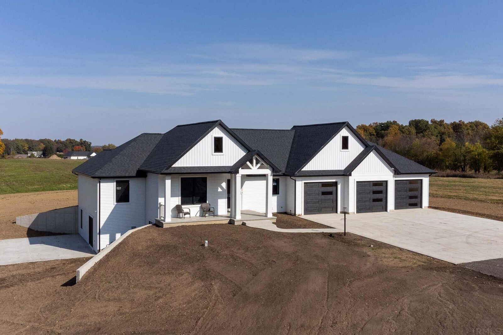 Property Photo:  18239 County Road 28  IN 46528 