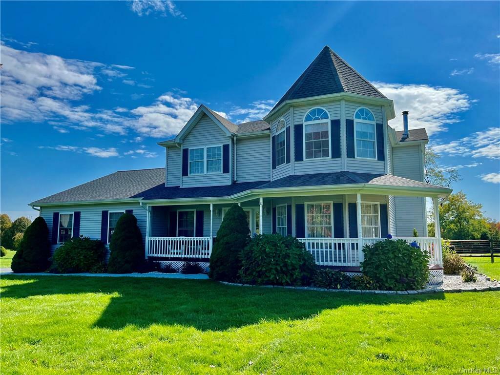 Property Photo:  4 Grosso Court  NY 12549 