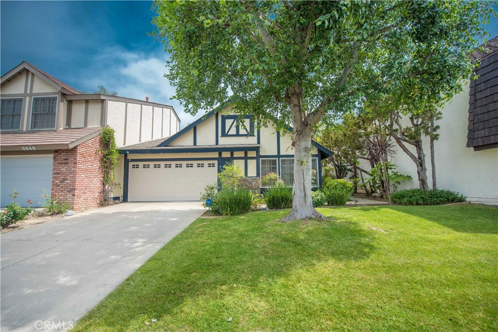 Property Photo:  5946 E Calle Principia  CA 92807 