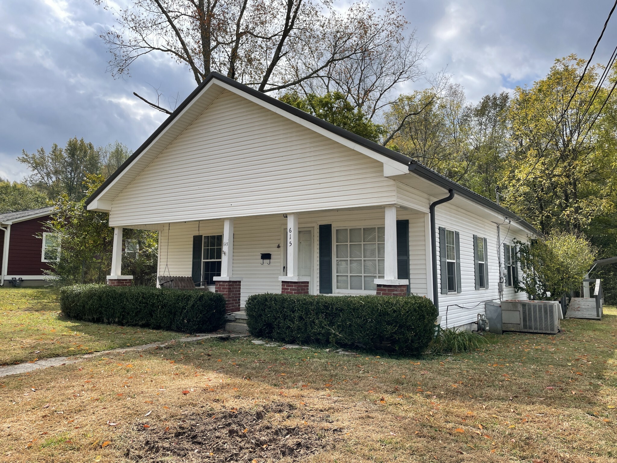 Property Photo:  615 Fall River Rd  TN 38464 