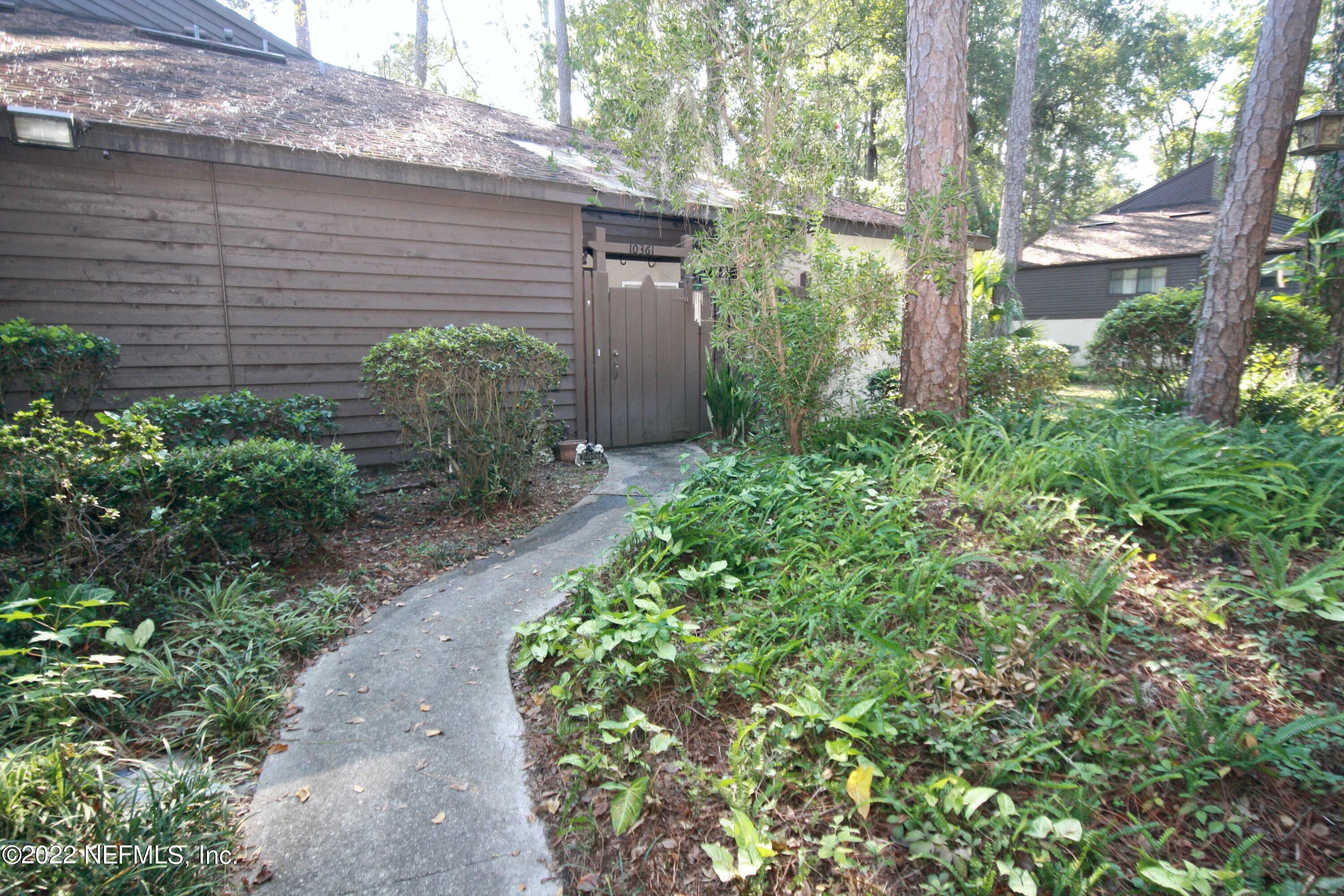 Property Photo:  10361 Bigtree Lane  FL 32257 