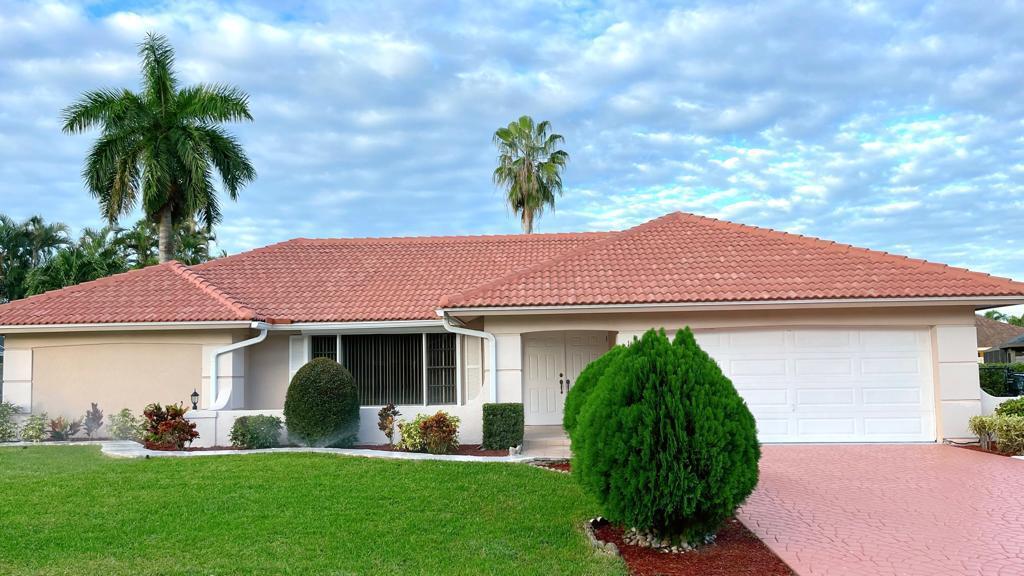 Property Photo: 12805 Newton Place FL 33414