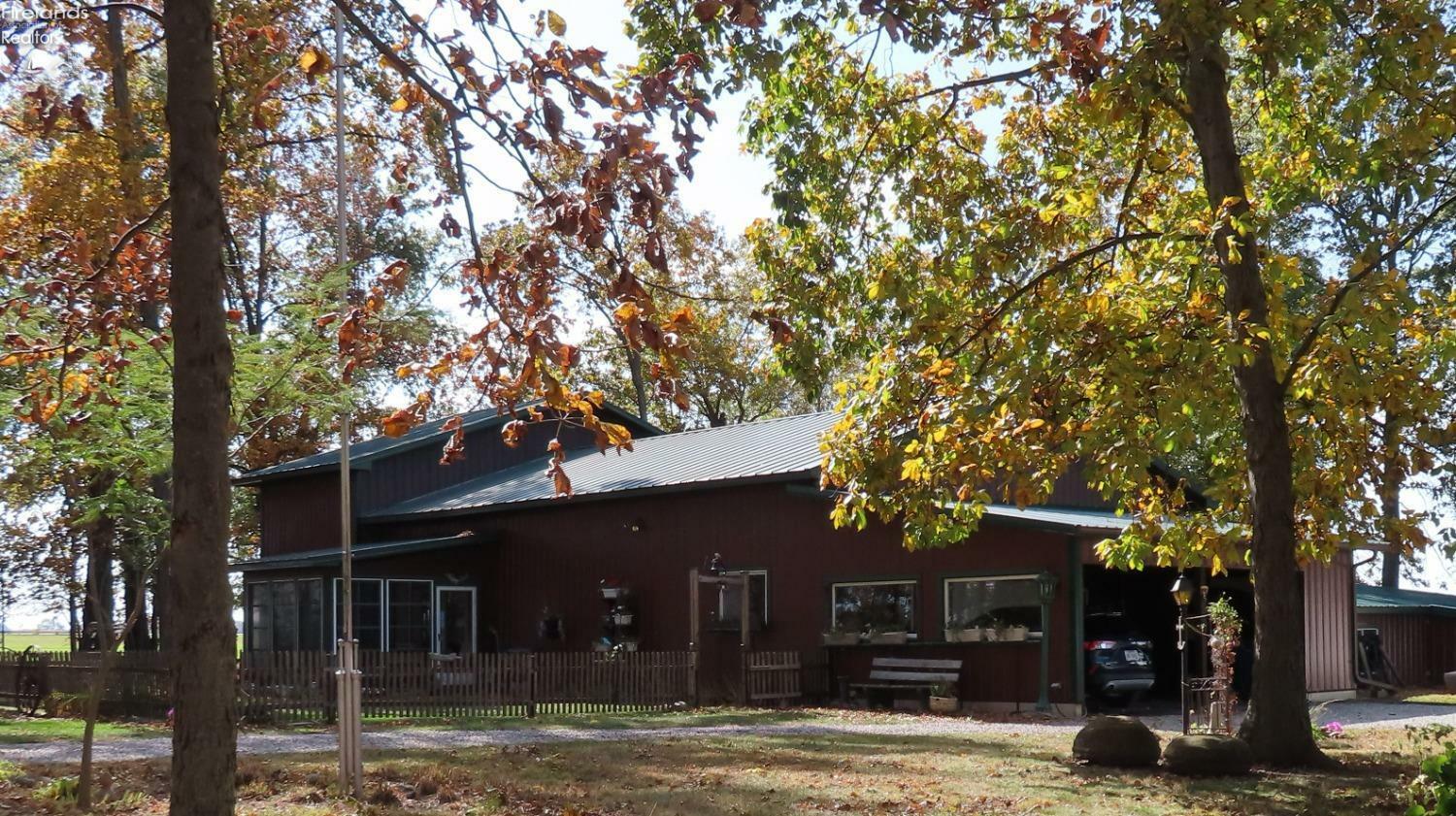 Property Photo:  9111 Patten Tract Road  OH 44847 