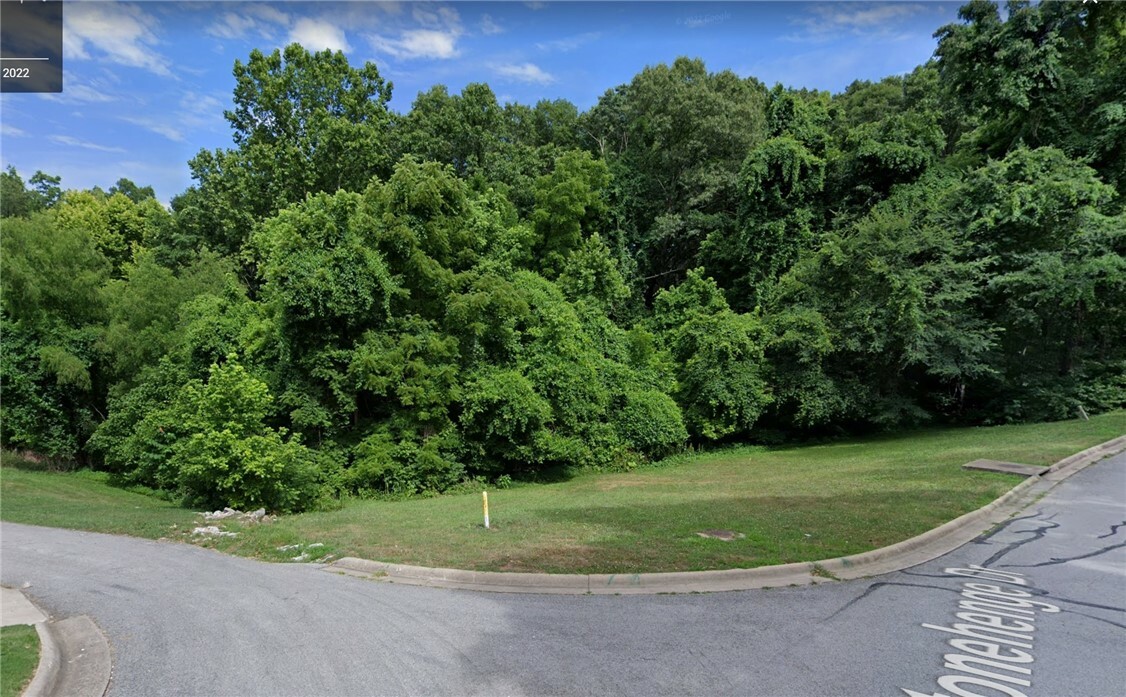 Property Photo:  Lot 77 Stonehenge Drive  AR 72712 