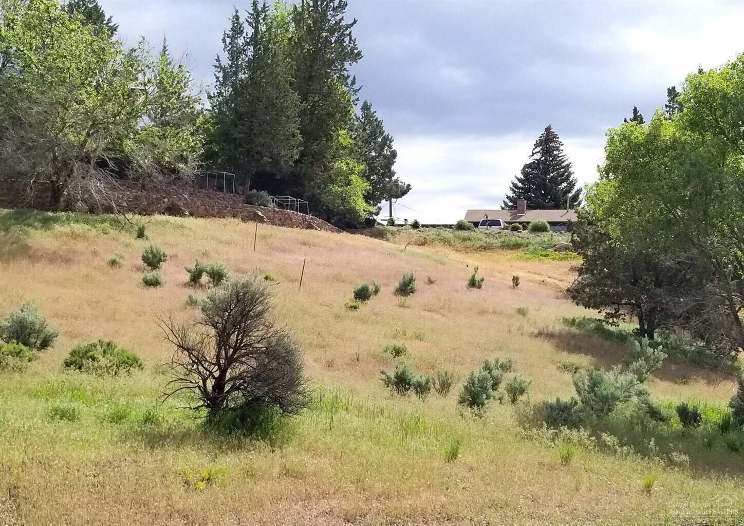 Property Photo:  00 SE Grizzly Road  OR 97741 