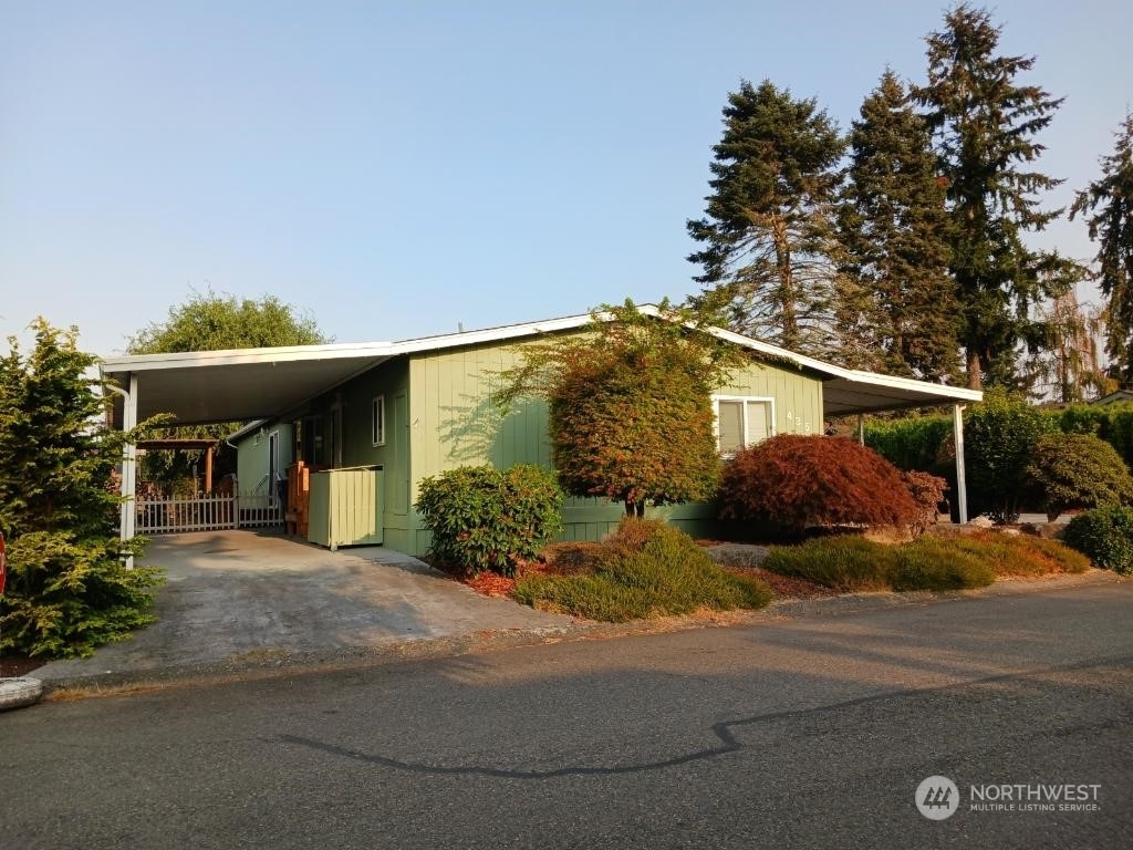 Property Photo:  1402 22nd Street NE 435  WA 98002 