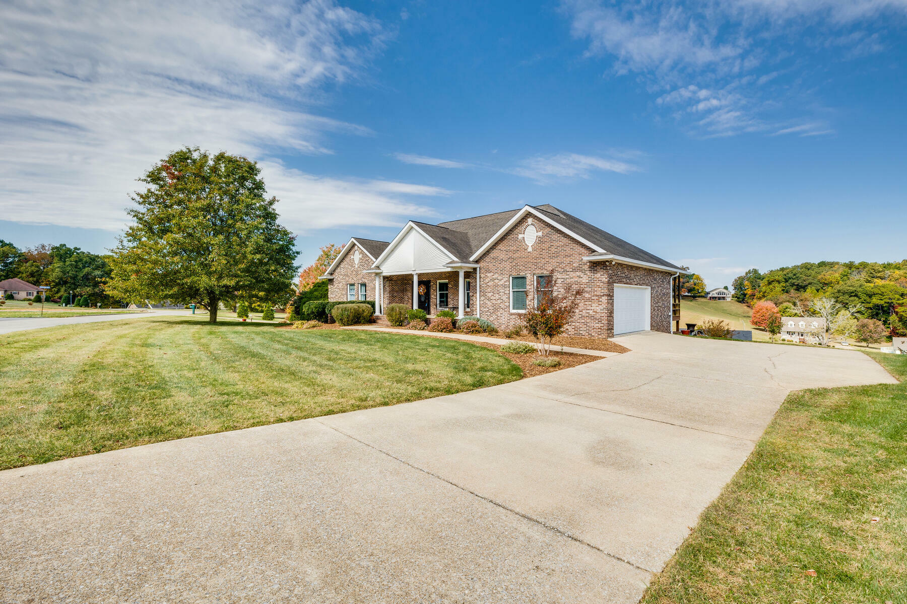 175 Golf Trace Drive  Greeneville TN 37743 photo