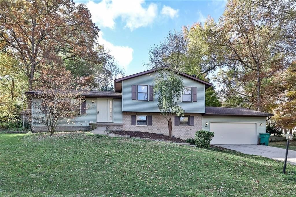 Property Photo:  962 Oakland Drive  OH 45434 