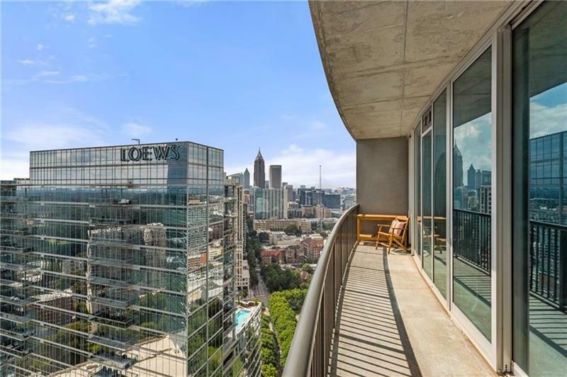 Property Photo: 1080 Peachtree Street NE 3304 GA 30309