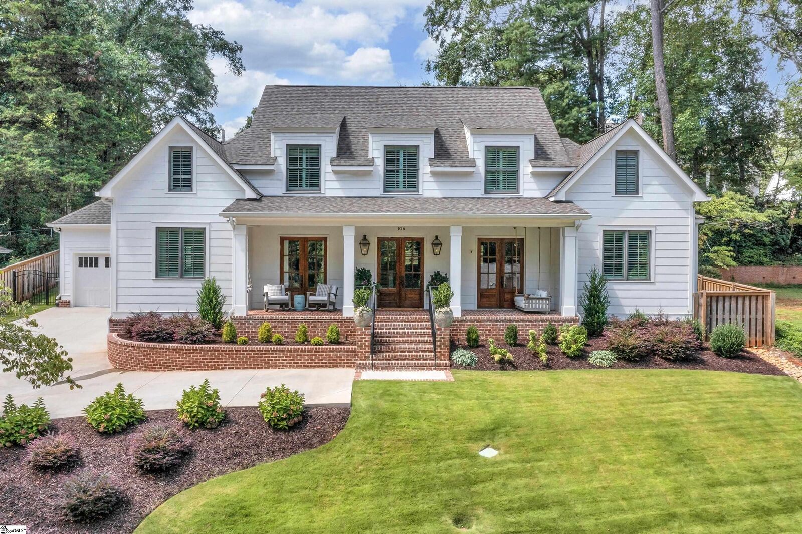 Property Photo: 106 Oakview Drive SC 29605