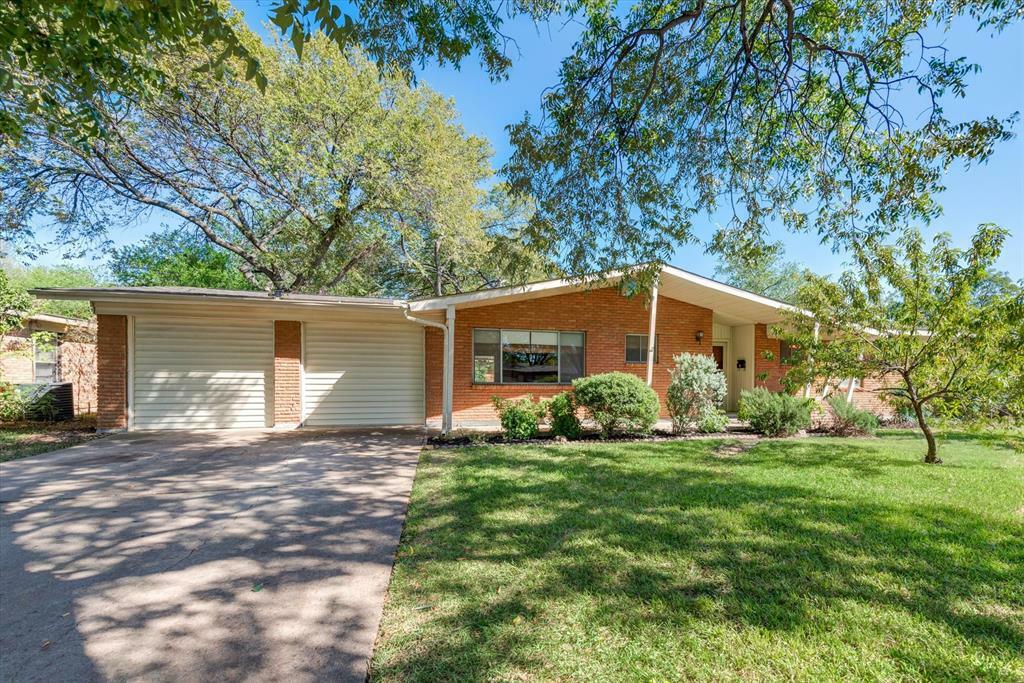 Property Photo: 4334 Mackey Drive TX 76180