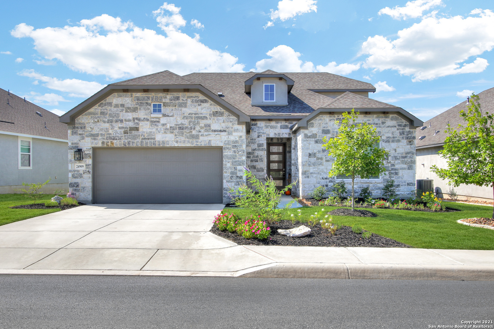Property Photo: 24909 Resort Pkwy TX 78261