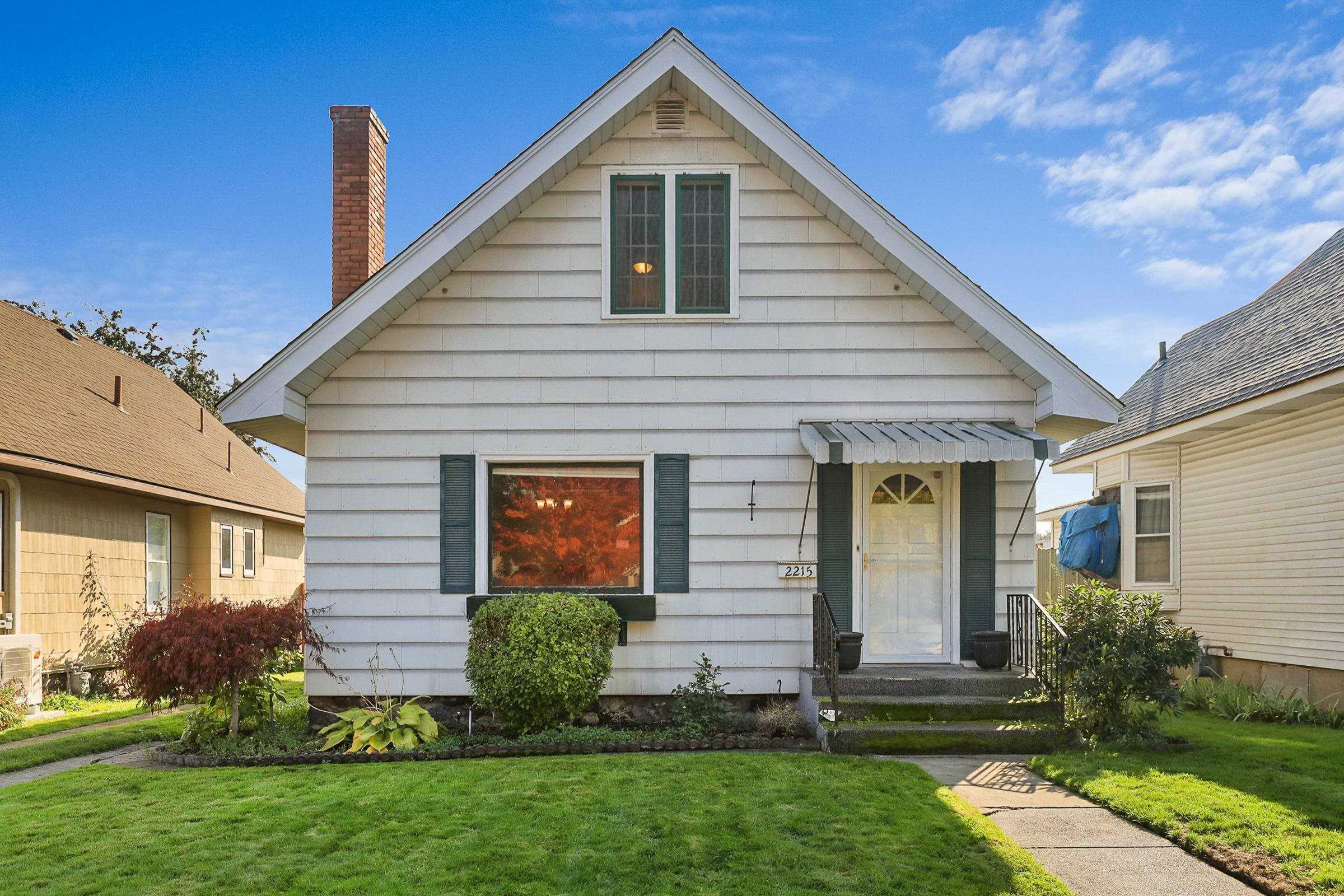 Property Photo:  2215 W Sinto Ave  WA 99201 