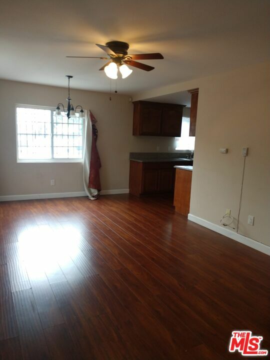 Property Photo: 1435 E 25th St St CA 90011