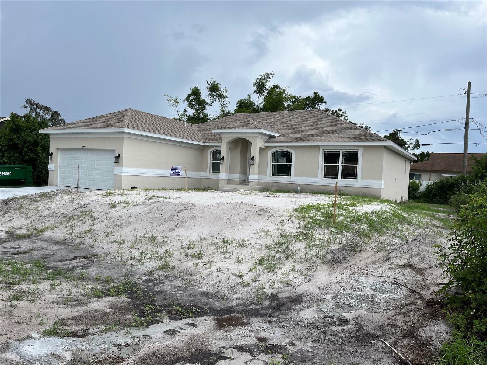 Property Photo:  1021 Panda Road  FL 34293 