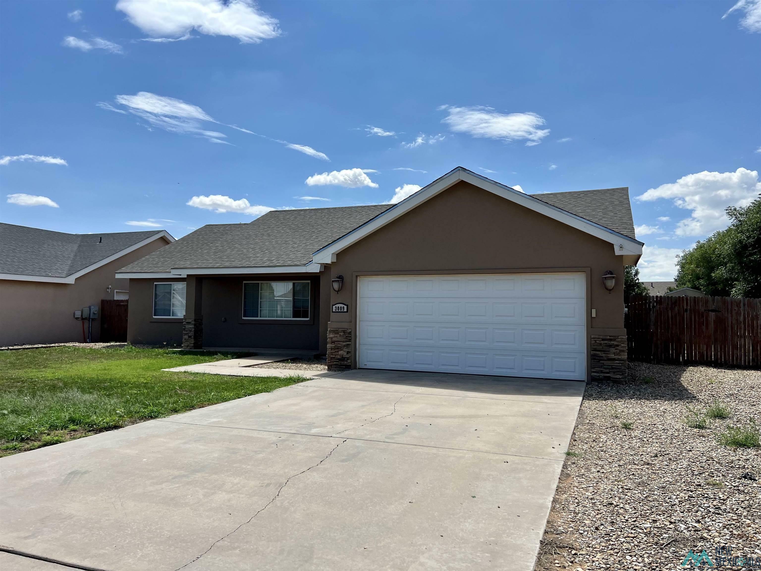 Property Photo: 3009 Hammond Boulevard NM 88101