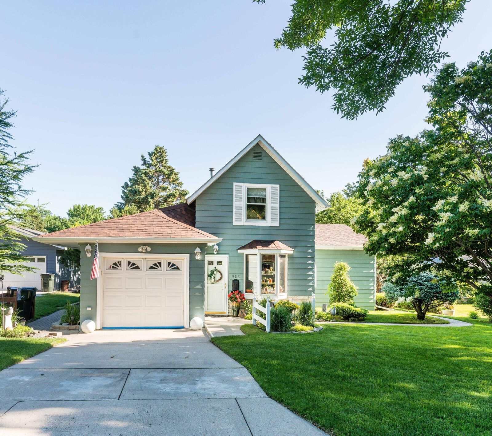Property Photo: 526 W Douglas Avenue MN 56537