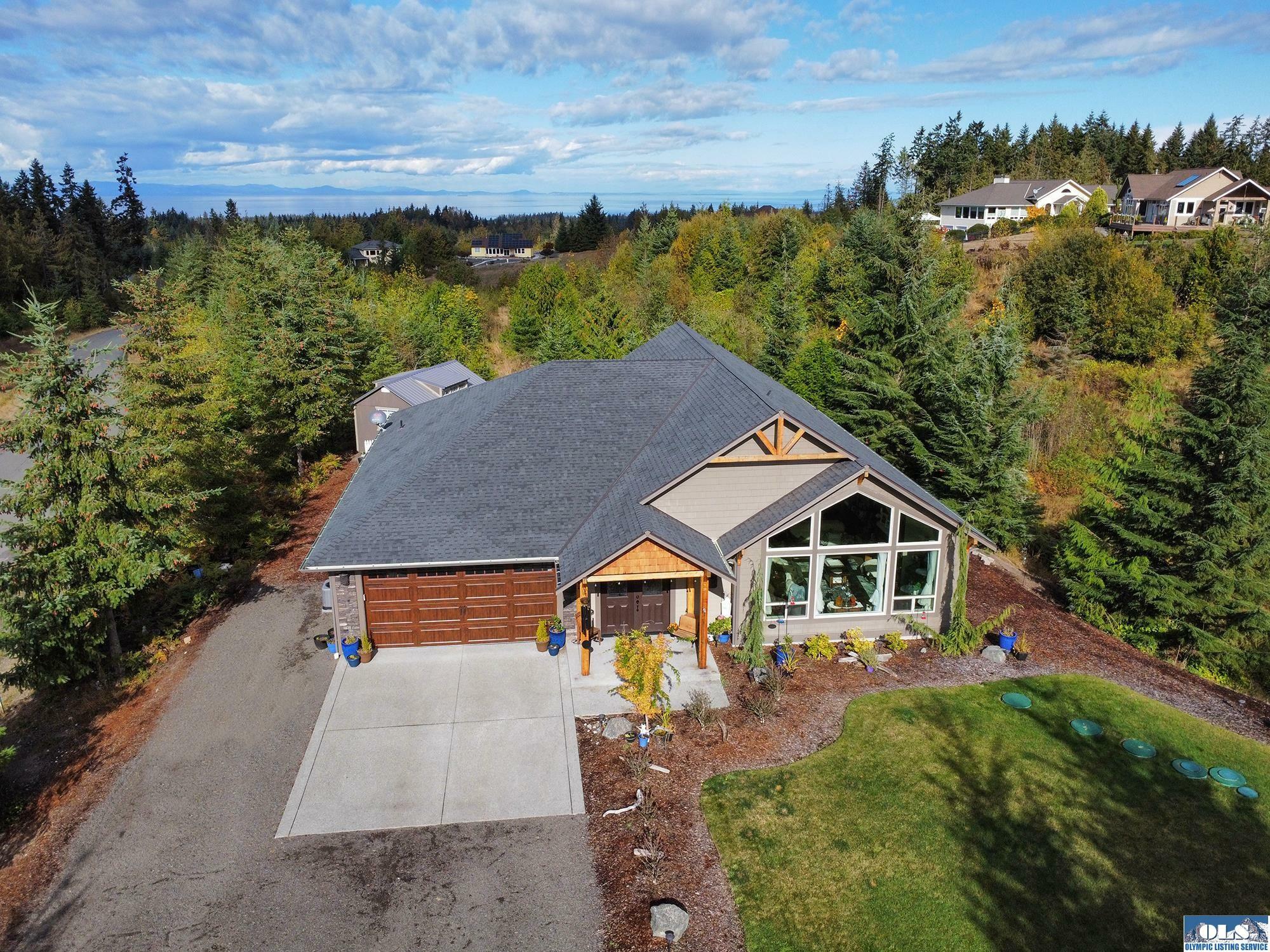 Property Photo: 1021 Phillips Parkway WA 98362