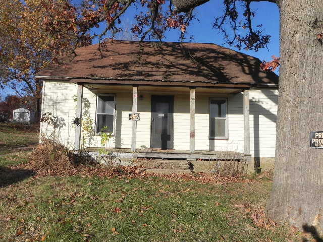 710 Hickory St  Barnett MO 65011 photo