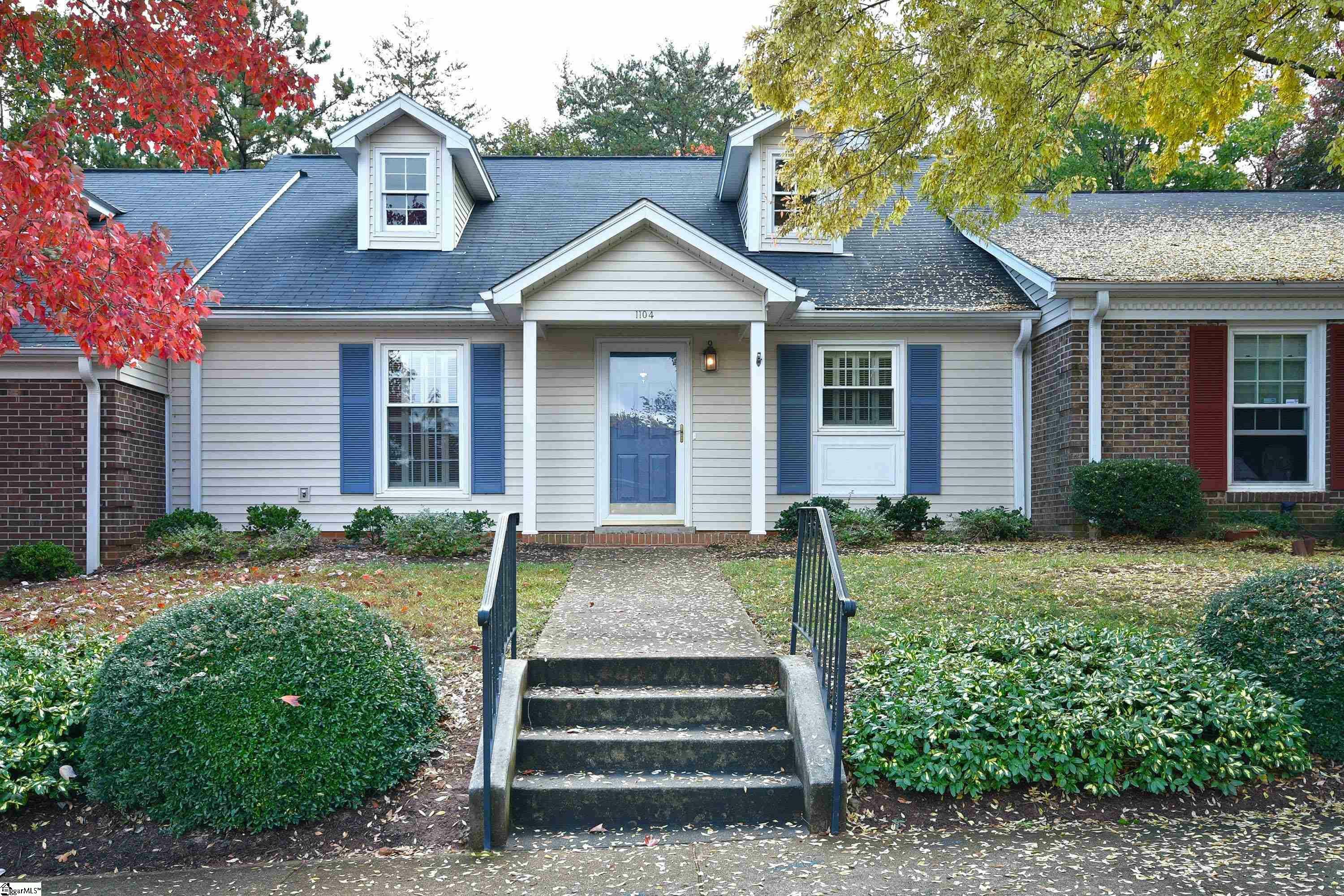 Property Photo:  1104 Wenwood Circle  SC 29607 