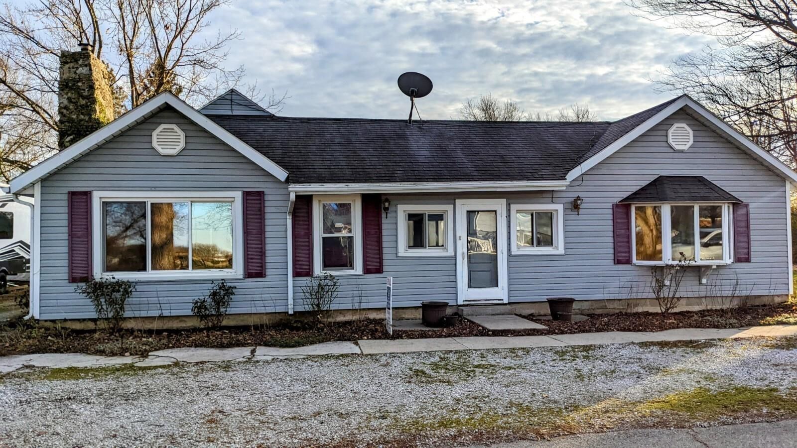 Property Photo: 0080 E Washington Street IN 46781