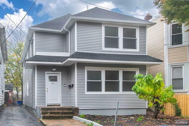 Property Photo:  26 Tillinghast Street  NJ 07108 