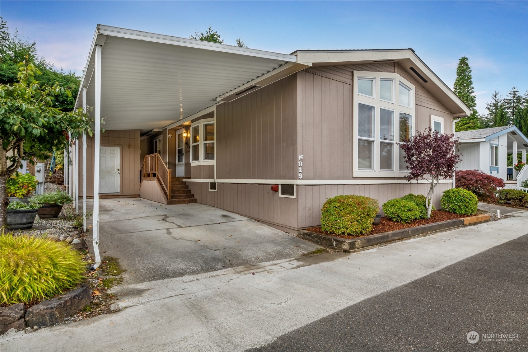 Property Photo:  23825 15th Avenue SE 319  WA 98021 