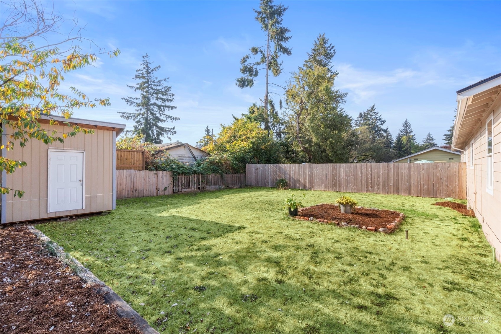 Property Photo:  1504 1506 110th Street S  WA 98444 