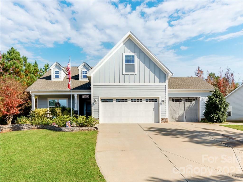 Property Photo: 10198 Lakeshore Drive SC 29720