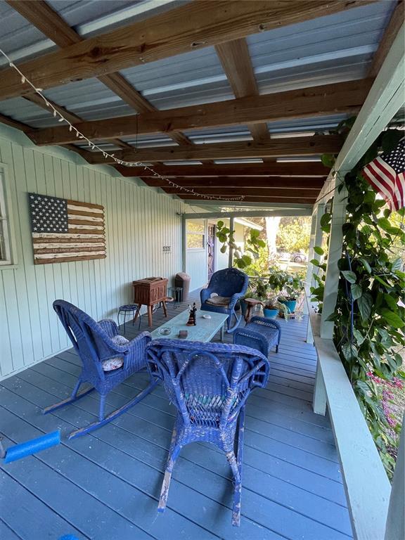 Property Photo: 16287 NE 154th Place FL 32134