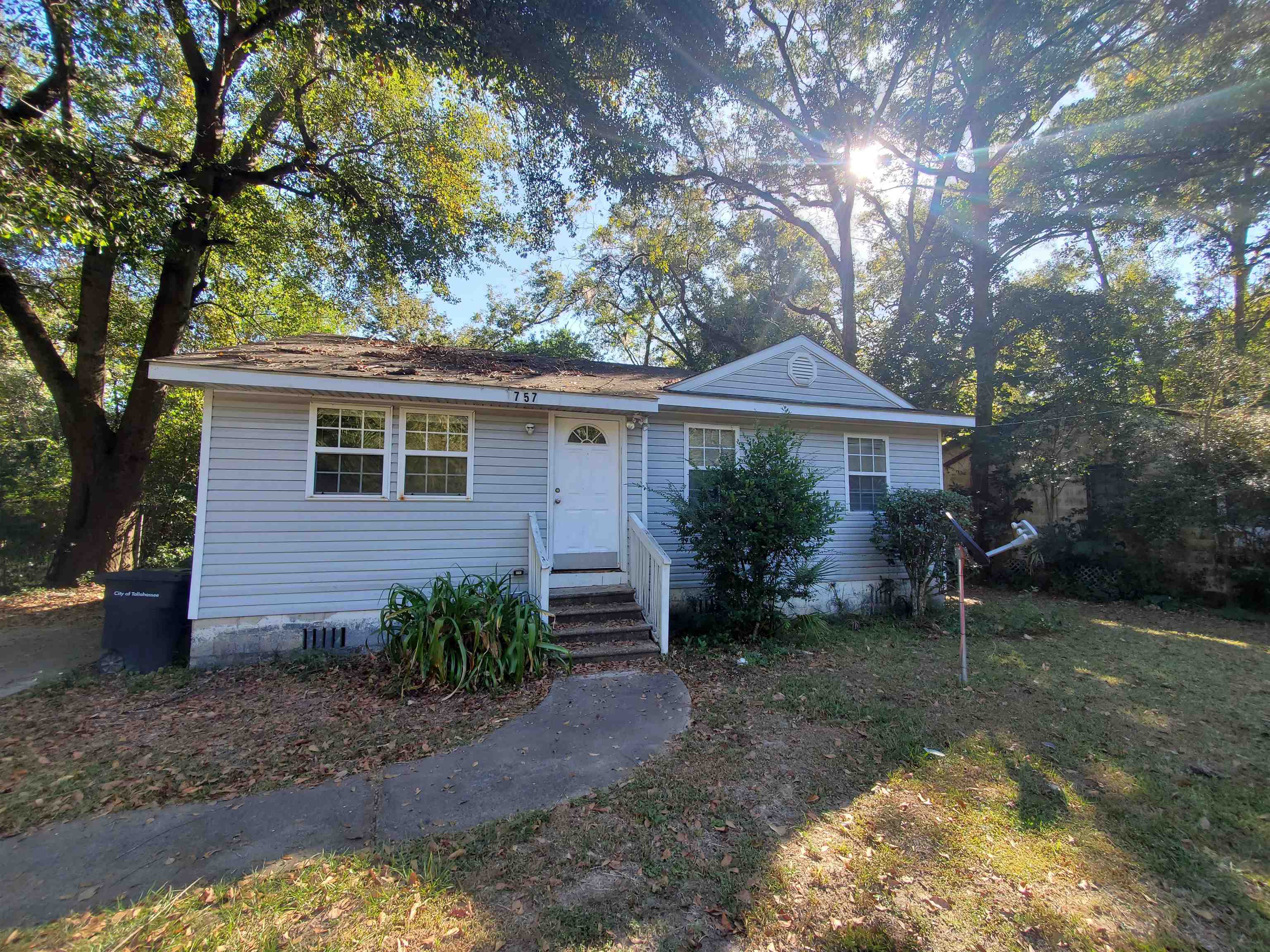 Property Photo:  757 California Street  FL 32304 