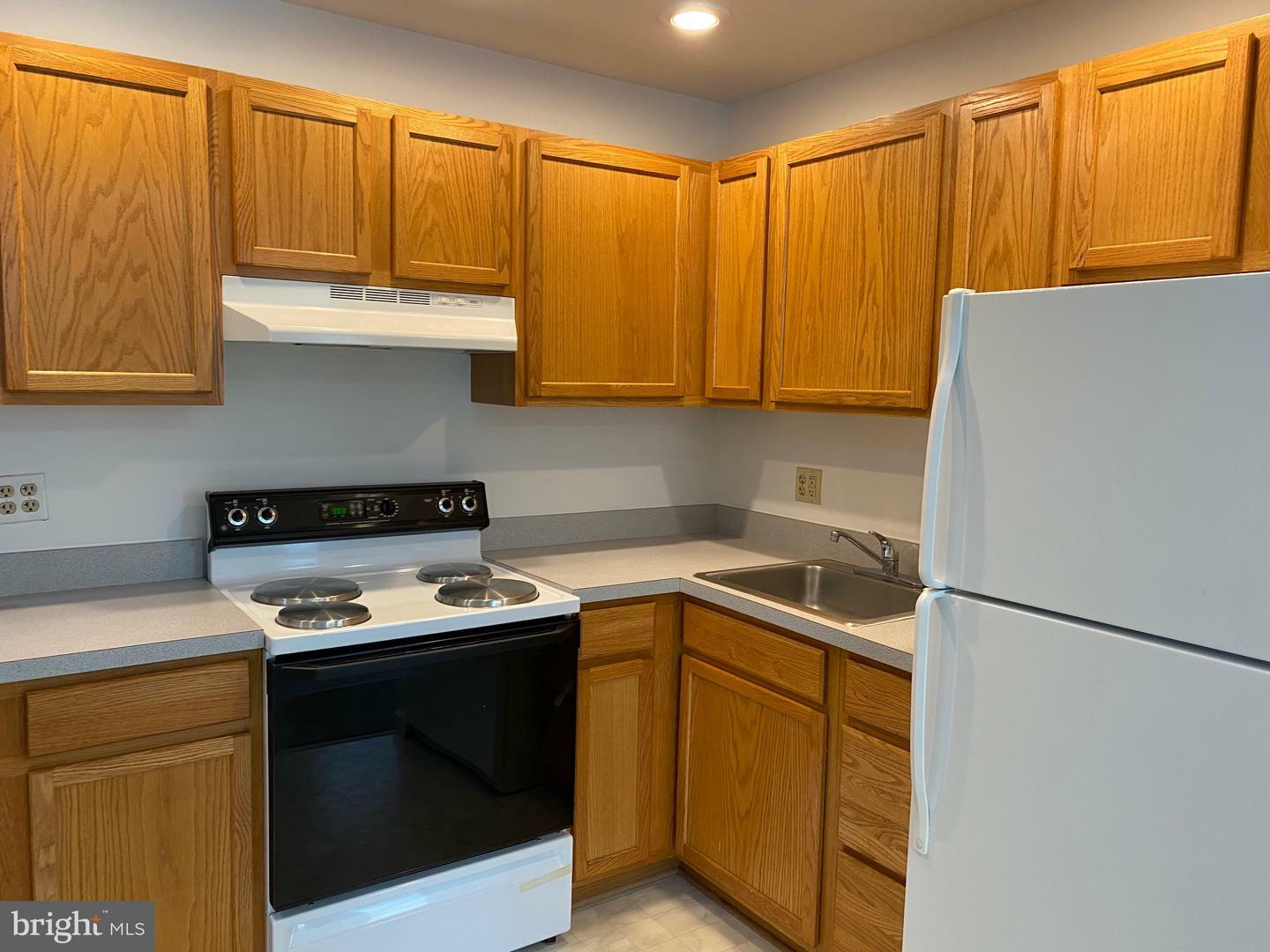 Property Photo:  1820 Unit 2 Ponds Wood Road  MD 20639 