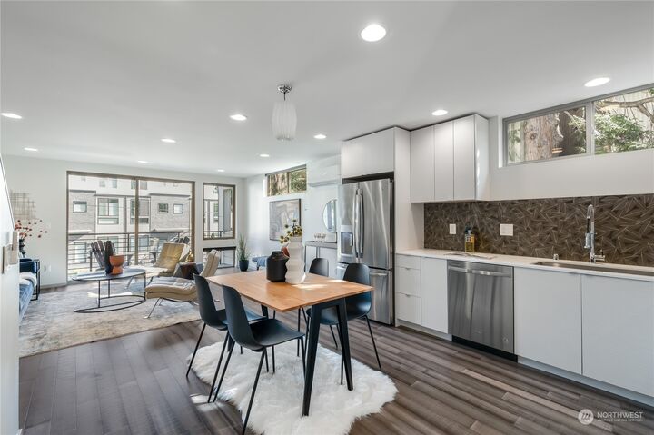 Property Photo: 215 18th Avenue WA 98122