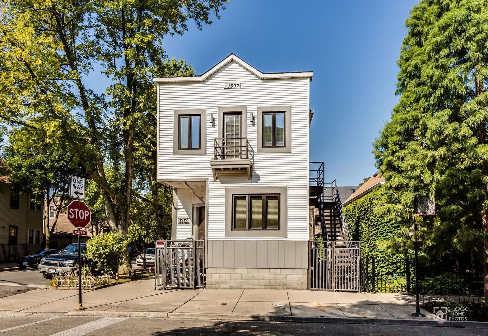 Property Photo:  2128 N Hoyne Avenue G  IL 60647 