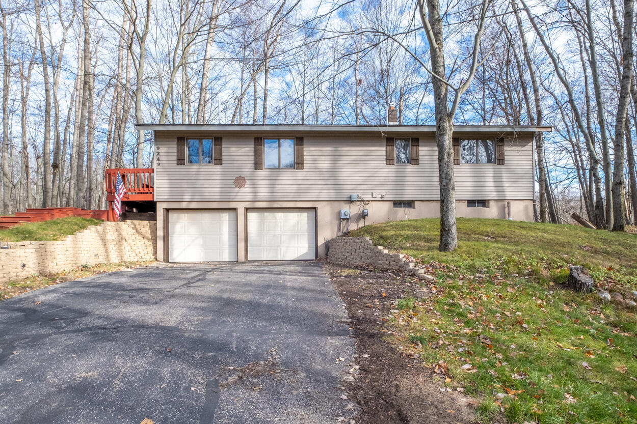 Property Photo: 9349 W Circle Drive MI 49346