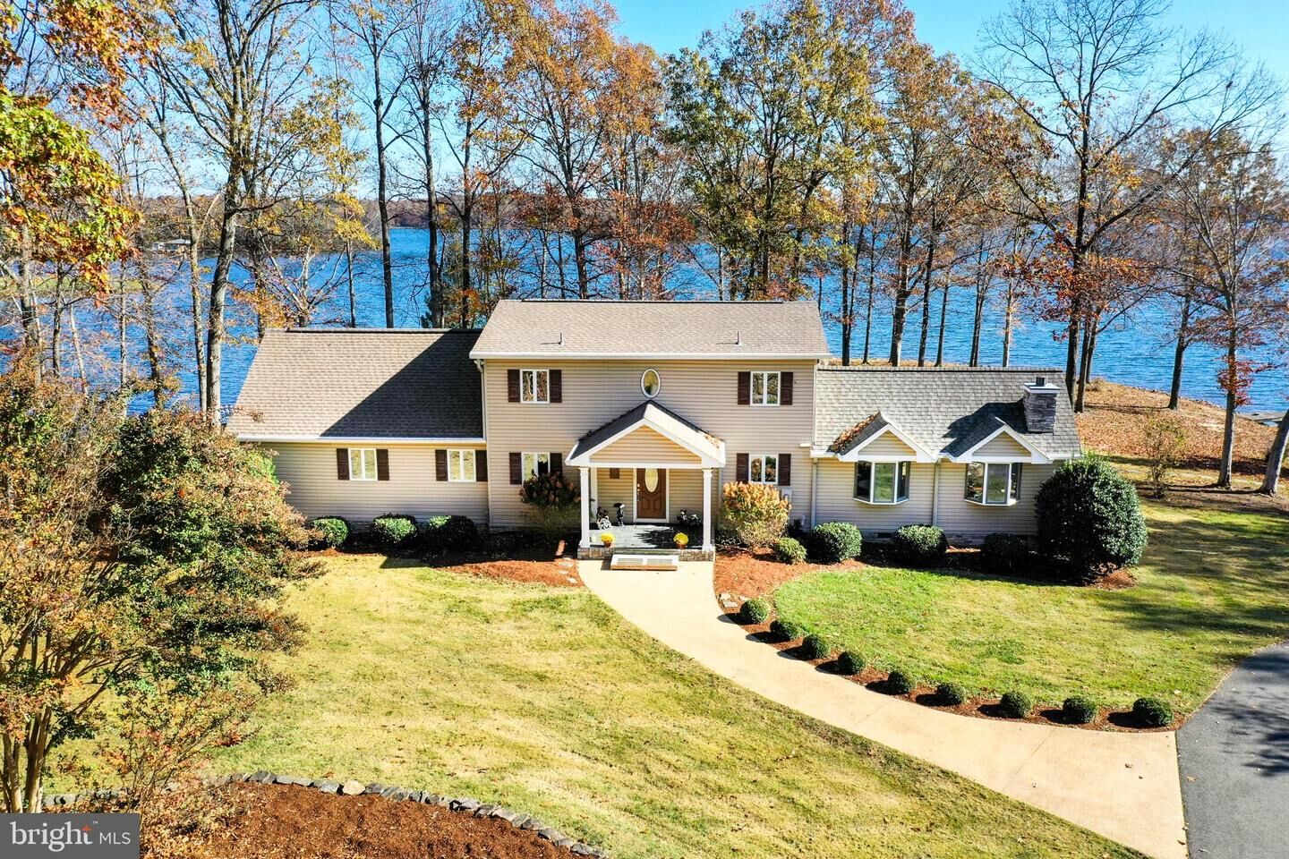 Property Photo:  146 Bear Castle Drive  VA 23024 