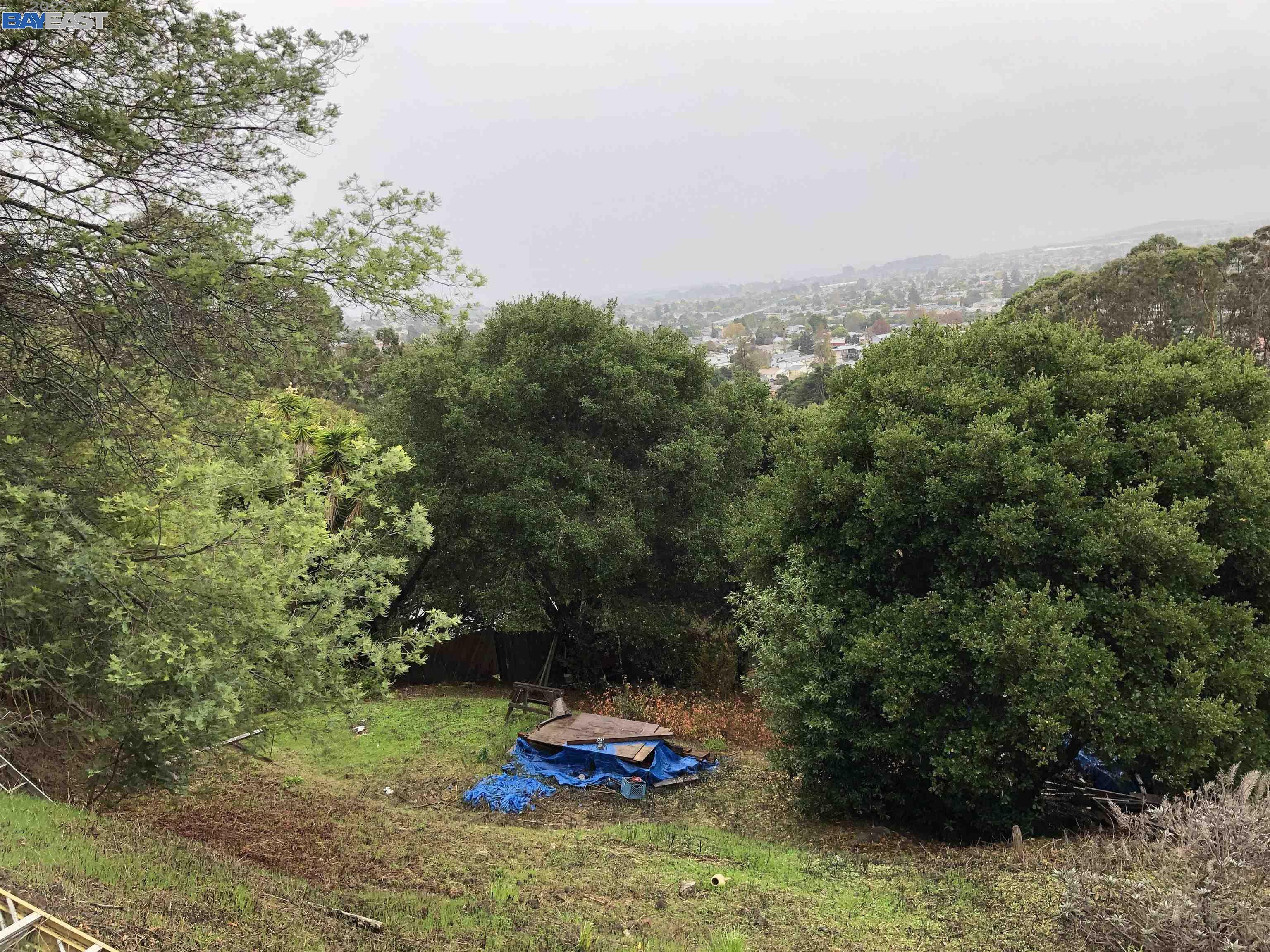 Property Photo: 5956 Westview Pl CA 94806