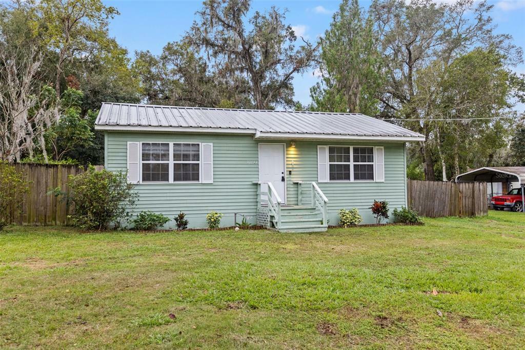 Property Photo:  37044 Florida Avenue  FL 33525 