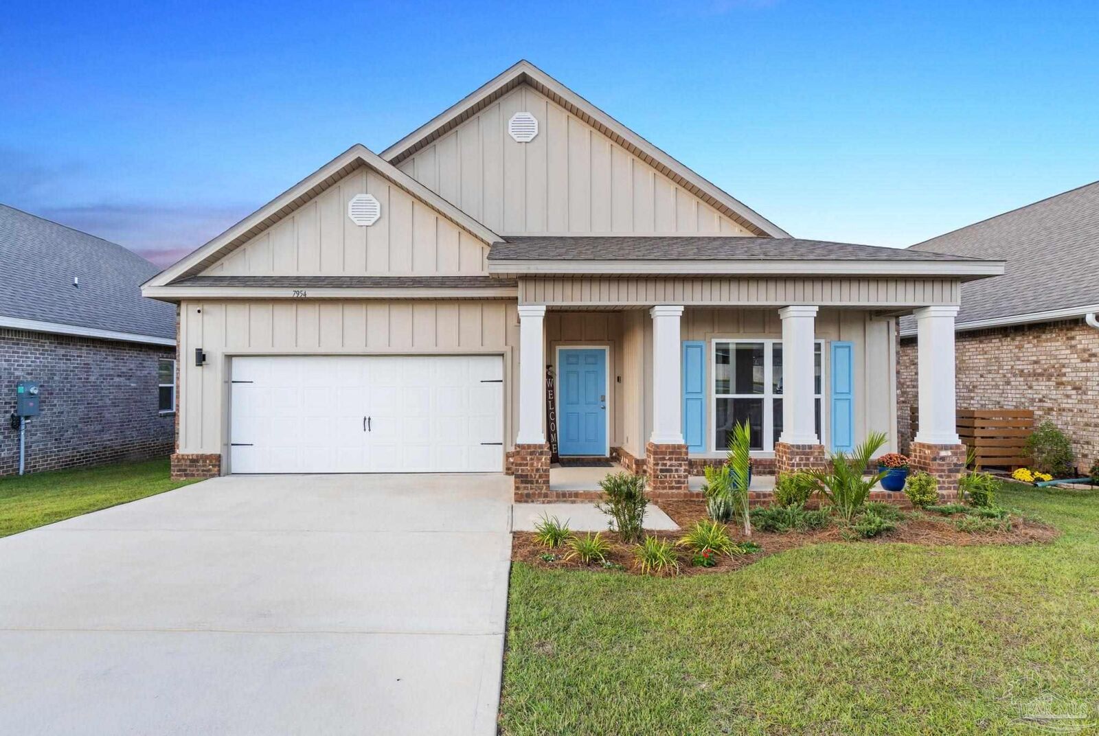 Property Photo: 7954 Burnside Loop FL 32526