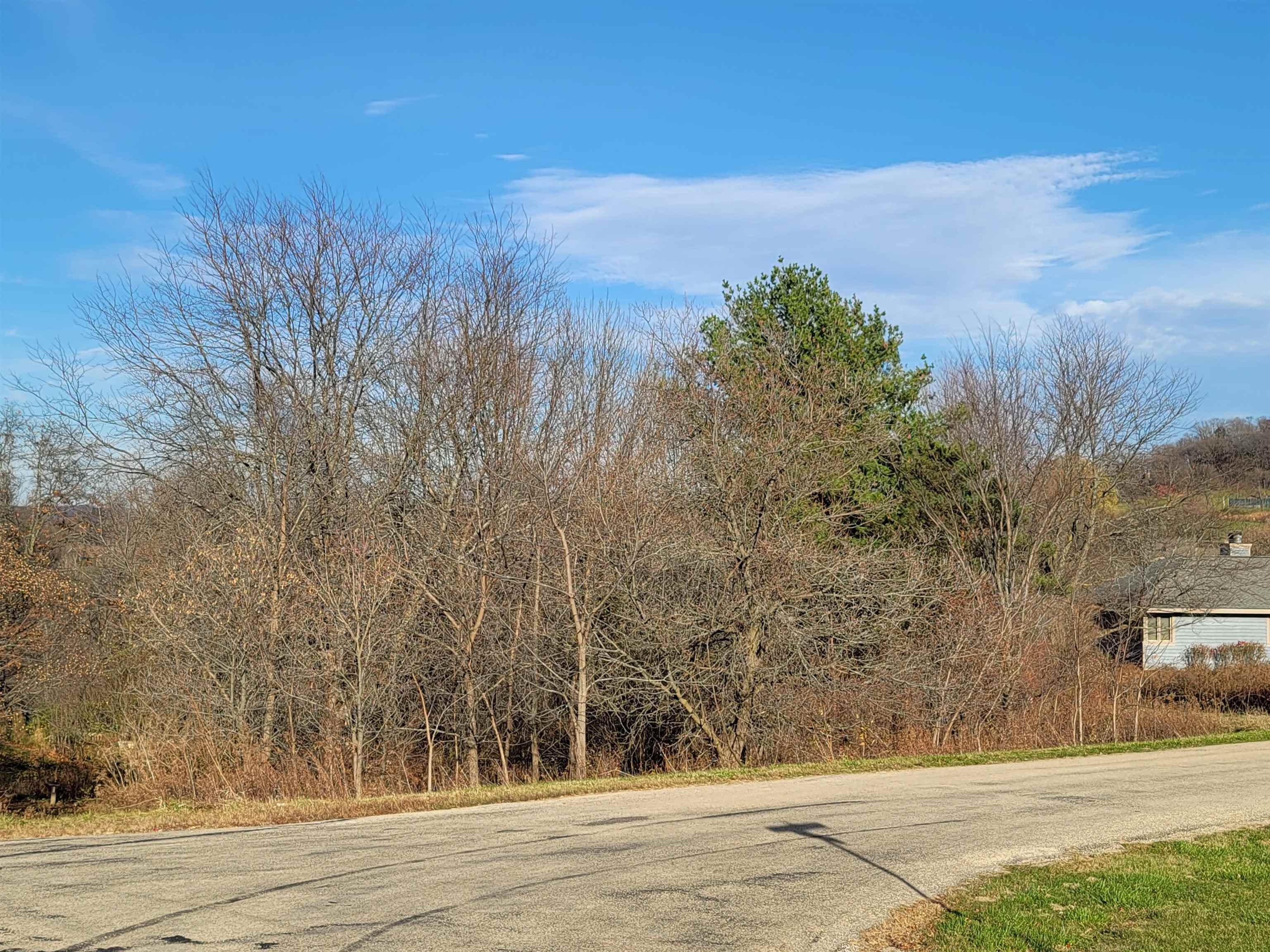 Property Photo: 2 Vermilion Lane IL 61036