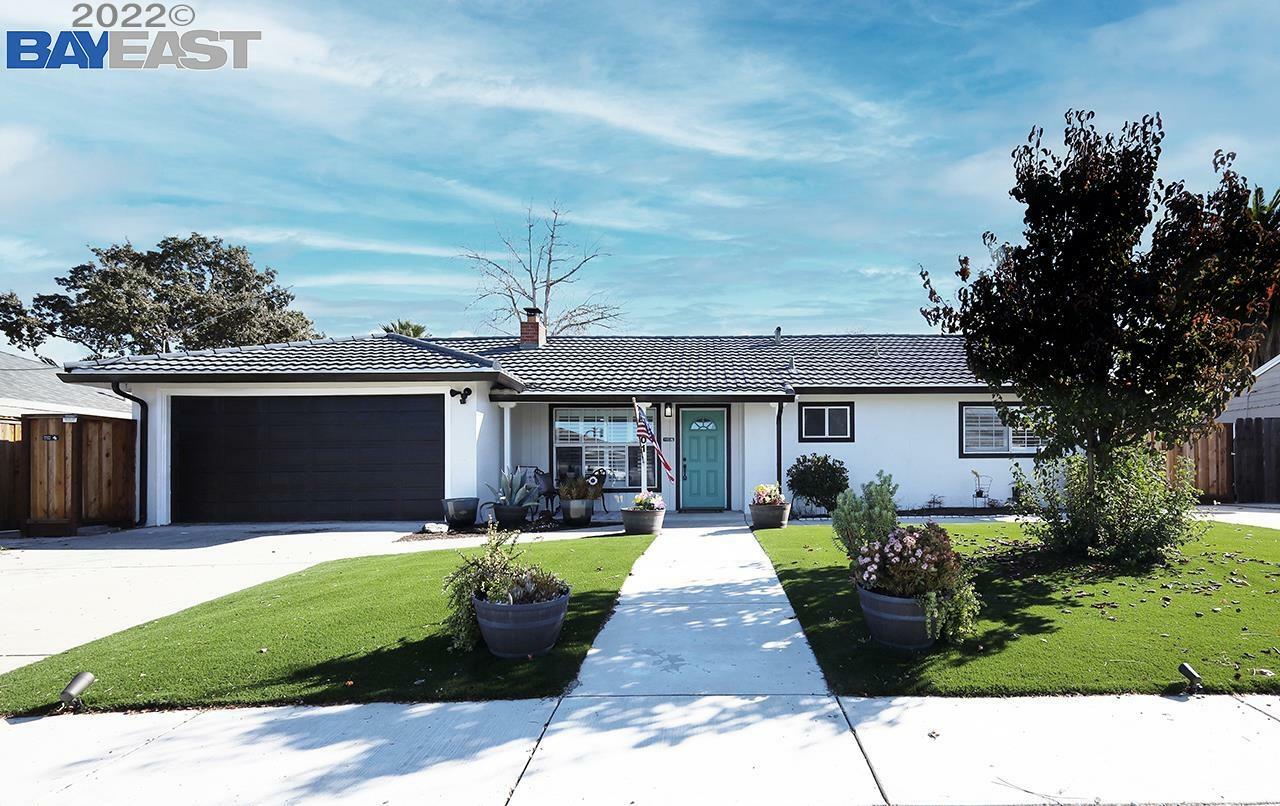 Property Photo:  2401 Gerarldine Dr  CA 94523 