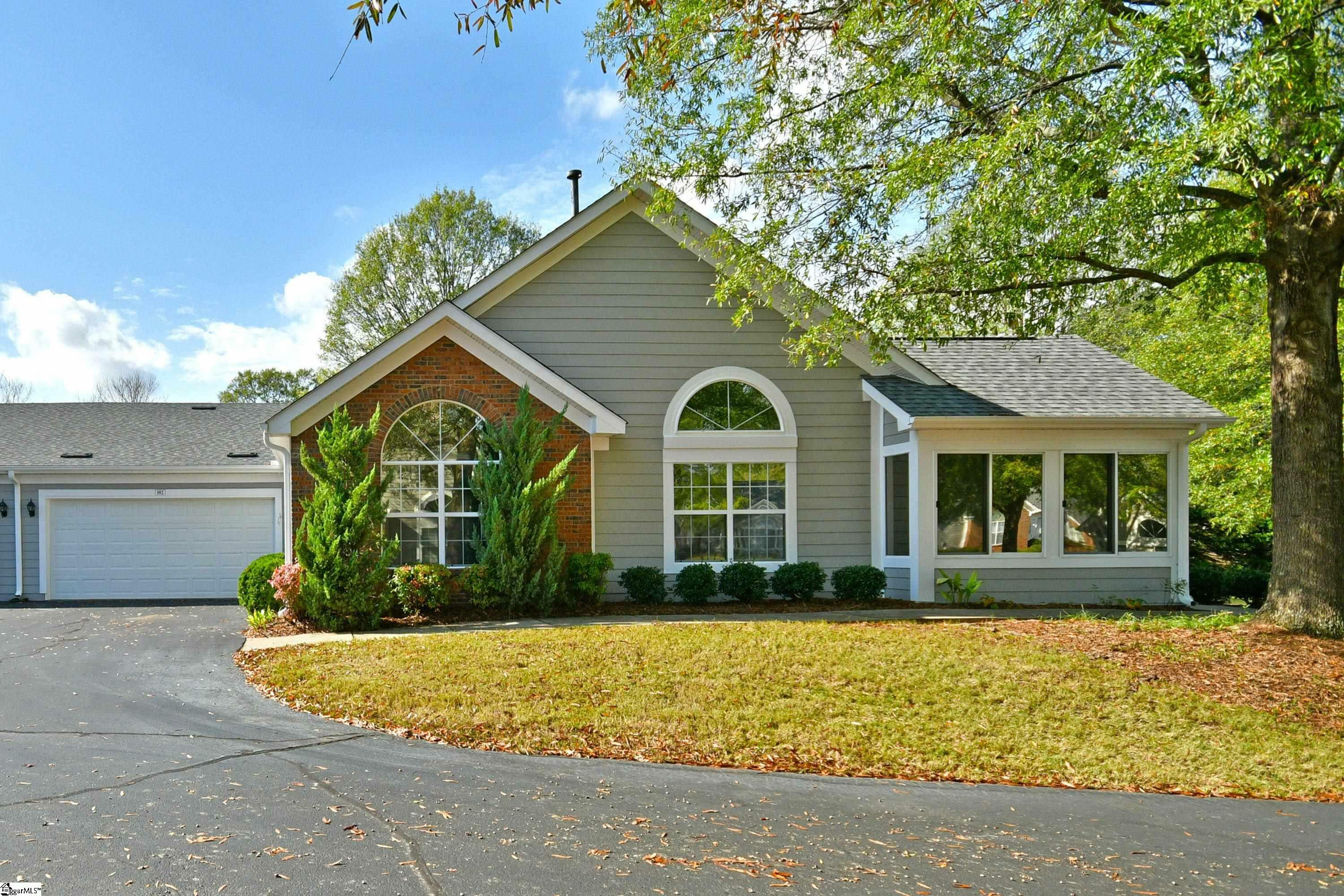 Property Photo: 102 Heritage Club Drive SC 29615