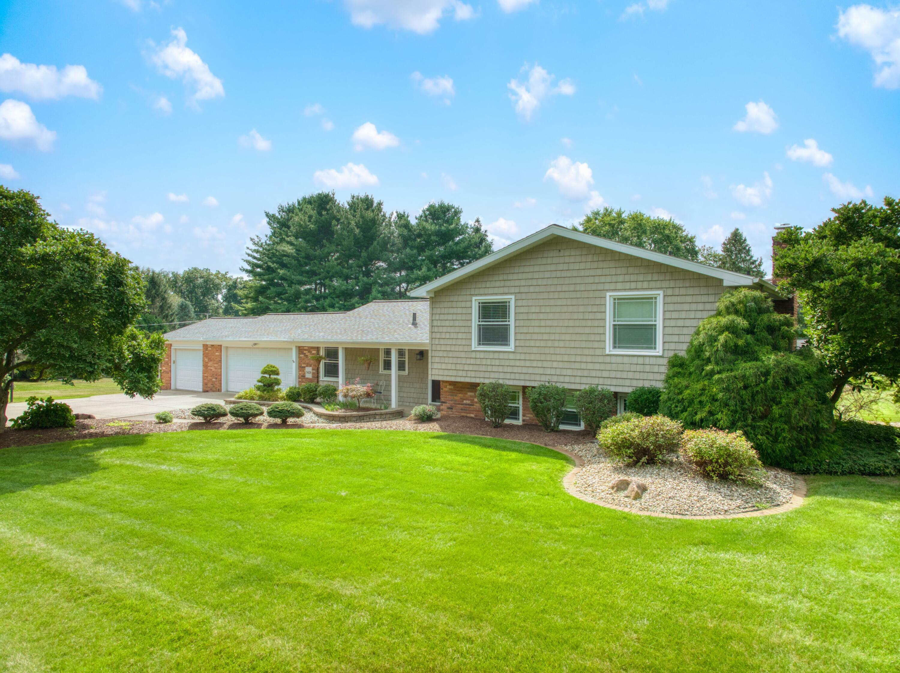 Property Photo:  3420 E Walmont Road  MI 49203 