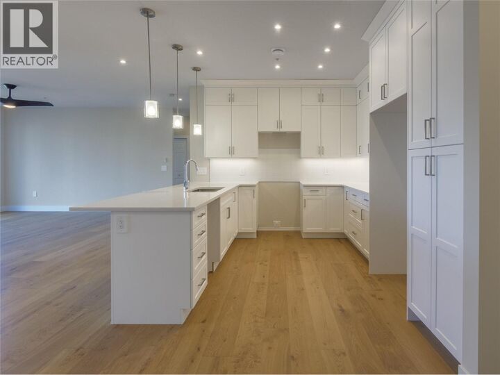 Property Photo: 3362 Skaha Lake Road 1301 BC V2A 0J4
