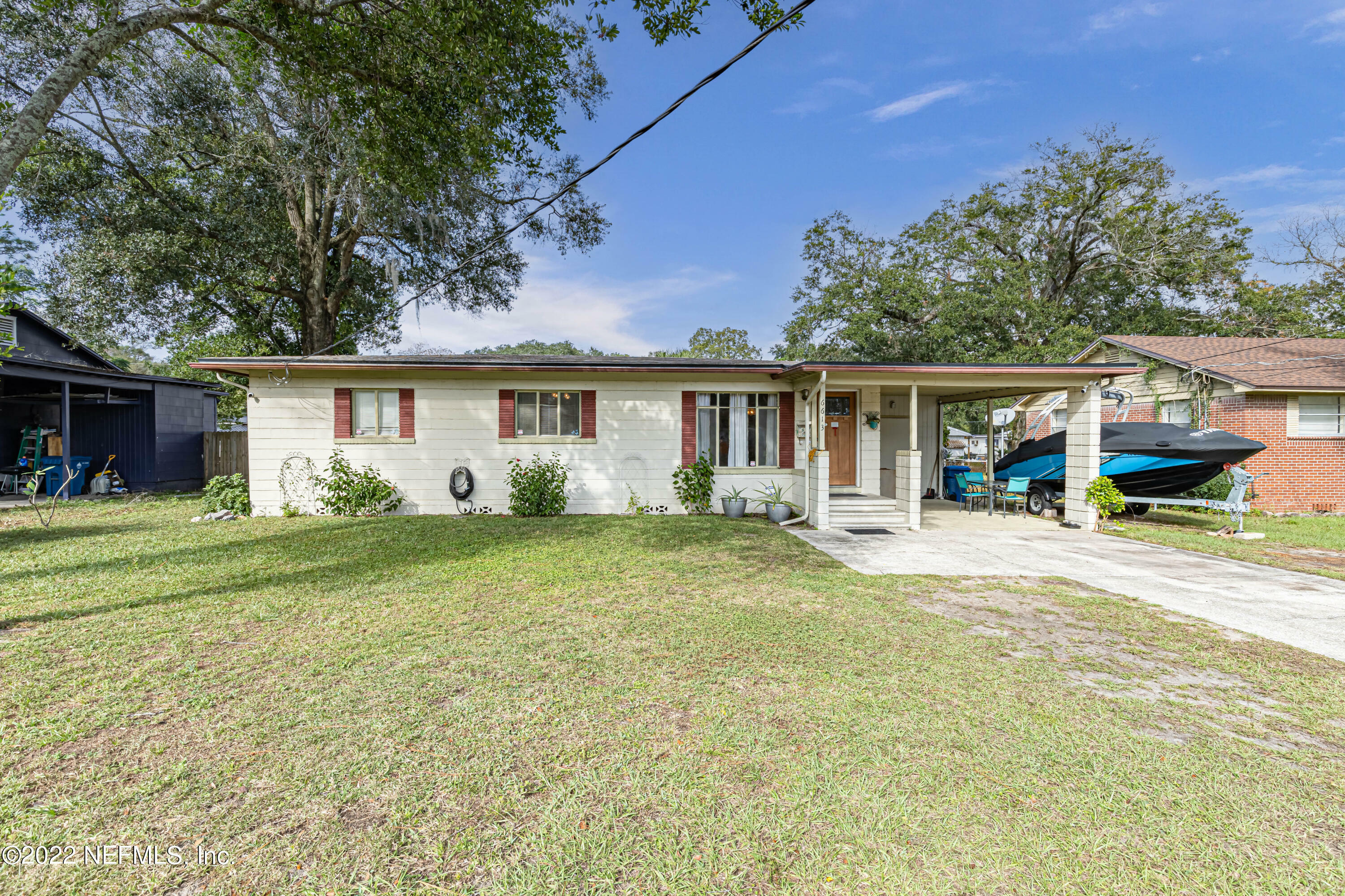 Property Photo:  6613 Brandemere Road N  FL 32211 